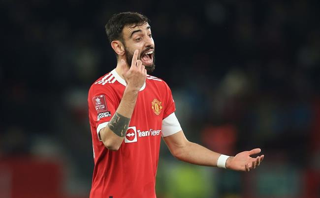 Bruno Fernandes không phải tiền vệ tốn bóng